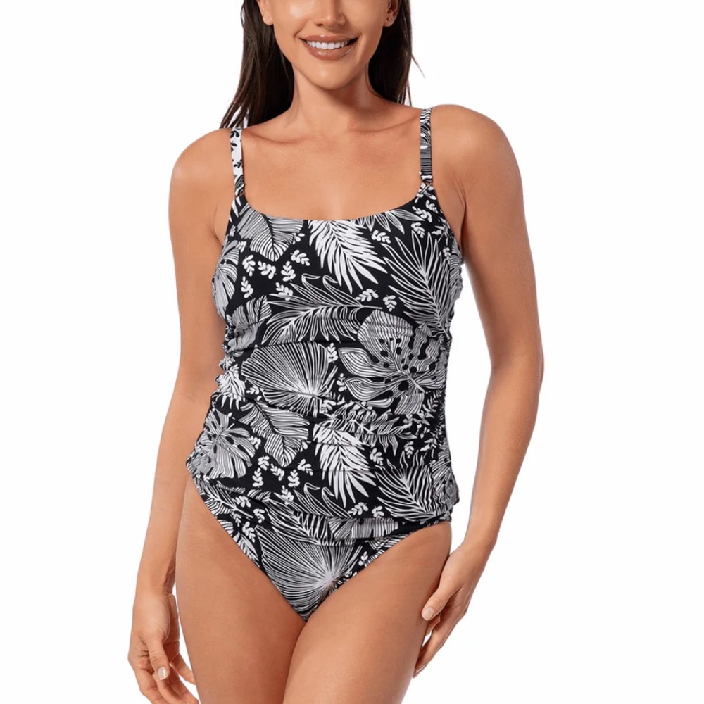 Brand new Jantzen tankini Swim suit